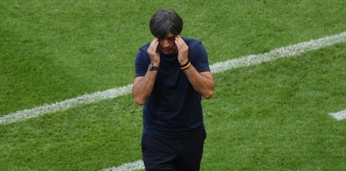 Лев пока не готов уйти в отставку с поста тренера сборной Германии