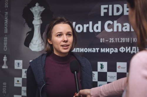 Музычук сыграла вничью во второй партии полуфинала чемпионата мира